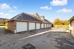 Photo 24- click for photo gallery